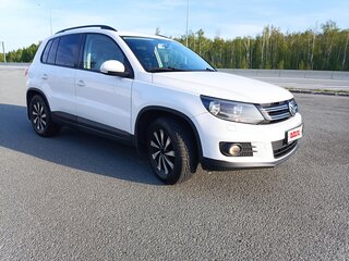 2011 Volkswagen Tiguan I Рестайлинг, белый, 890000 рублей, вид 3