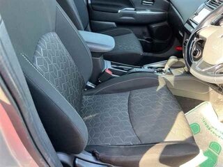 2022 Mitsubishi RVR III Рестайлинг 3, серебристый, 1750000 рублей, вид 5