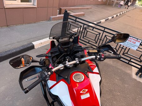 2017 Honda CRF 1000L Africa Twin, красный, 1190000 рублей, вид 3
