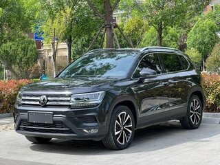 2023 Volkswagen Tharu I, чёрный, 2100000 рублей, вид 1