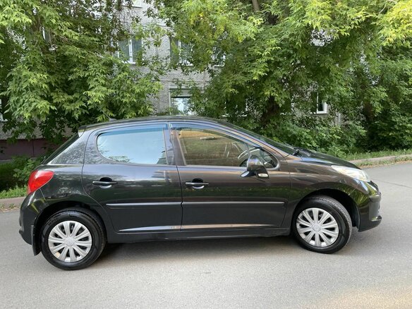 2008 Peugeot 207 I, чёрный, 329000 рублей - вид 2