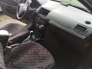 2011 Opel Astra H Рестайлинг, серый, 440000 рублей, вид 3
