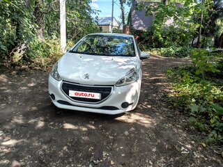 2013 Peugeot 208 I, белый, 550000 рублей, вид 2