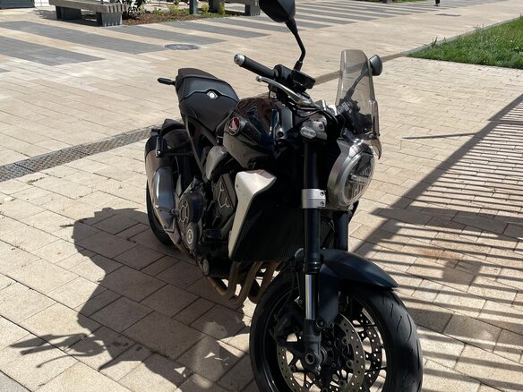 2019 Honda CB 1000R, чёрный, 999999 рублей - вид 1