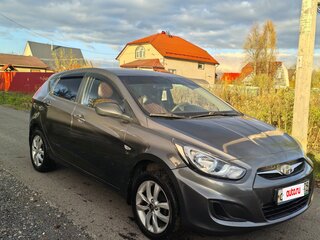 2013 Hyundai Solaris I, серый, 820000 рублей, вид 1