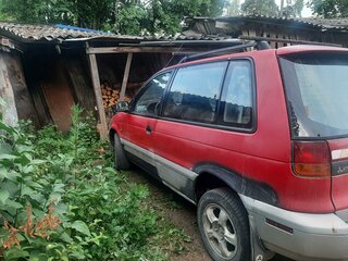 1994 Mitsubishi Space Runner I, красный, 90000 рублей, вид 3