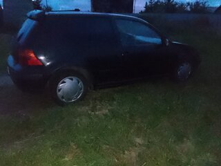 1999 Volkswagen Golf IV, чёрный, 200000 рублей, вид 3