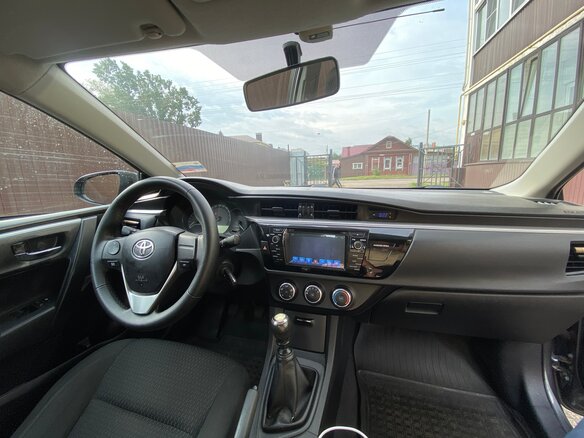 2013 Toyota Corolla XI (E160, E170, E180), серый, 1080000 рублей - вид 6