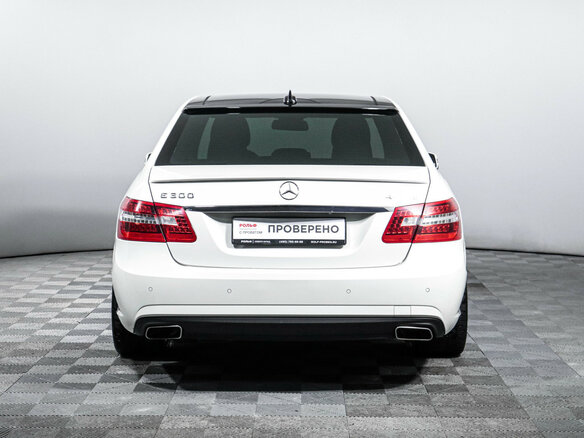 2012 Mercedes-Benz E-Класс 300 IV (W212, S212, C207), белый, 1749000 рублей - вид 5