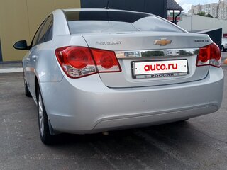 2011 Chevrolet Cruze I, серебристый, 615000 рублей, вид 4