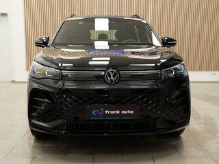 2026 Volkswagen Tiguan L Pro III (China Market), чёрный, 4970000 рублей, вид 2