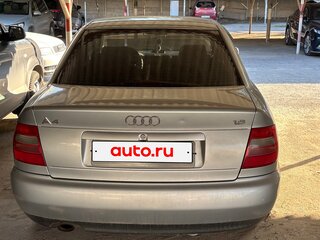 1997 Audi A4 I (B5), серебристый, 450000 рублей, вид 4