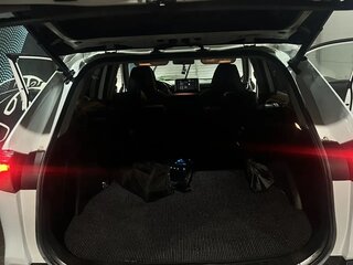 2020 Toyota RAV4 V (XA50), белый, 1850000 рублей, вид 4