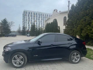 2019 BMW X6 30d II (F16), чёрный, 5350000 рублей, вид 4