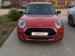 2020 Mini Hatch Cooper III (F55/F56) Рестайлинг, оранжевый, 1900000 рублей, вид 1