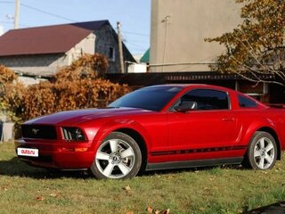 2005 Ford Mustang V, красный, 3000000 рублей, вид 3