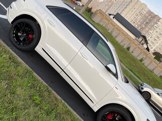 2020 Audi Q8 55 TFSI I (4M), белый, 5400000 рублей, вид 4