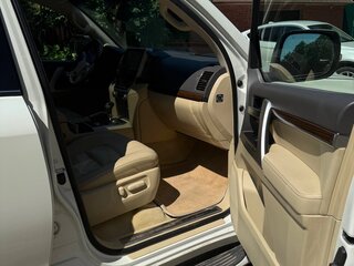 2015 Toyota Land Cruiser 200 Series Рестайлинг 2, белый, 5250000 рублей, вид 5