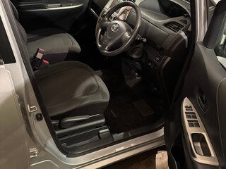 2009 Toyota Ractis I, серый, 600000 рублей, вид 5