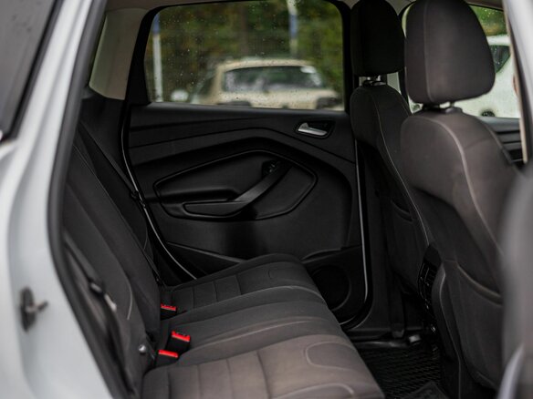 2015 Ford Kuga II, белый, 922000 рублей - вид 11
