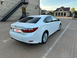 2014 Lexus ES 250 VI, белый, 2450000 рублей, вид 5