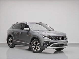 2023 Volkswagen Tayron I Рестайлинг, серебристый, 3050000 рублей, вид 3
