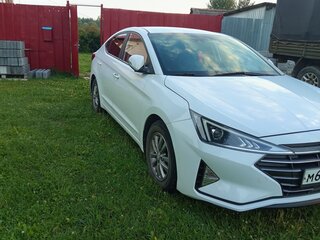 2019 Hyundai Avante VI Рестайлинг, белый, 1500000 рублей, вид 2