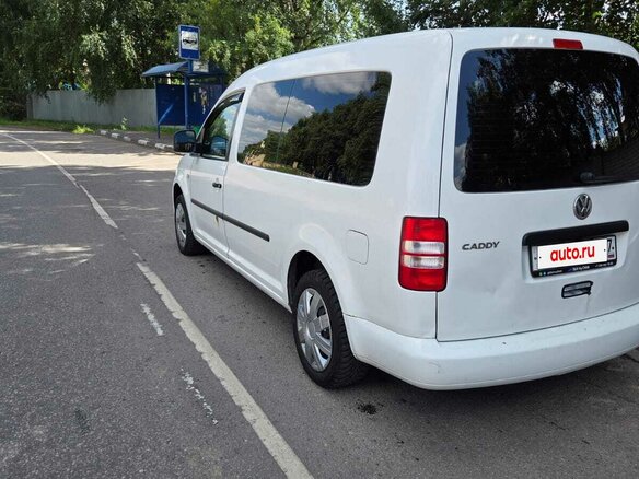 2012 Volkswagen Caddy III Рестайлинг, белый, 1300000 рублей - вид 4