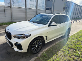2021 BMW X5 40d IV (G05/G18), белый, 9450000 рублей, вид 1