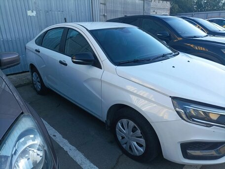 2024 Lada (ВАЗ) Vesta I Рестайлинг (NG), белый, 1110000 рублей, вид 1