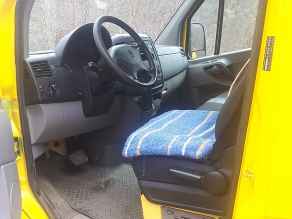 2007 Mercedes-Benz Sprinter, жёлтый, 1350000 рублей - вид 5