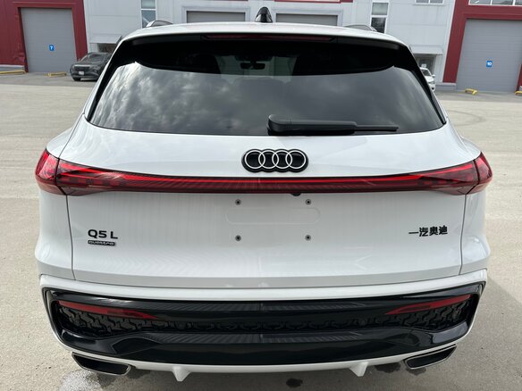 2026 Audi Q5 L III (GU), белый, 5990000 рублей - вид 12
