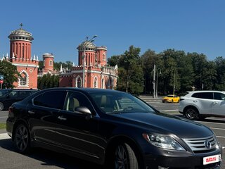2010 Lexus LS Long 600h L IV Рестайлинг, серый, 1400000 рублей, вид 5