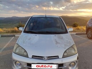 2002 Daihatsu YRV I, серебристый, 285000 рублей, вид 1
