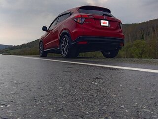 2016 Honda Vezel I, красный, 1540000 рублей, вид 4