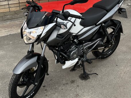 2022 Bajaj Pulsar NS 125, белый, 145000 рублей, вид 3