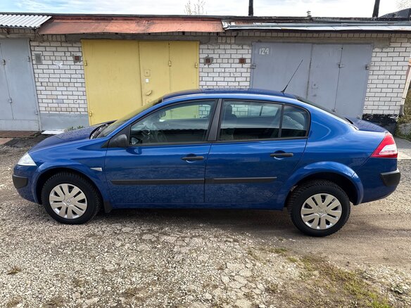 2007 Renault Megane II Рестайлинг, синий, 495000 рублей - вид 2