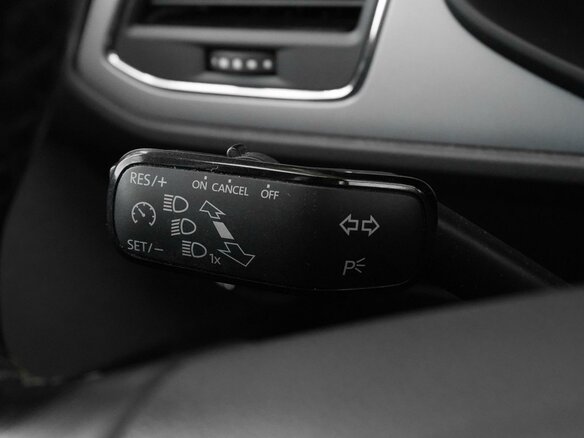 2020 SEAT Leon III Рестайлинг, белый, 2049000 рублей - вид 28