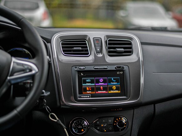 2018 Renault Logan Stepway II Рестайлинг, красный, 988000 рублей - вид 6