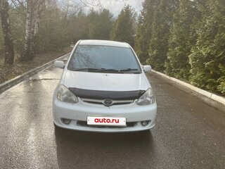 2002 Toyota Platz, белый, 300000 рублей, вид 2