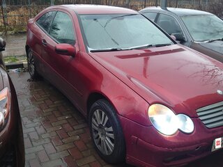 2002 Mercedes-Benz C-Класс 200 II (W203), красный, 370000 рублей, вид 2