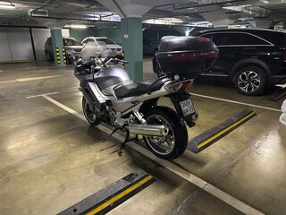 2009 Yamaha FJR1300, серебристый, 635000 рублей, вид 4