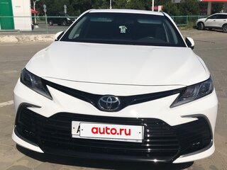 2021 Toyota Camry VIII (XV70), белый, 2650000 рублей, вид 2