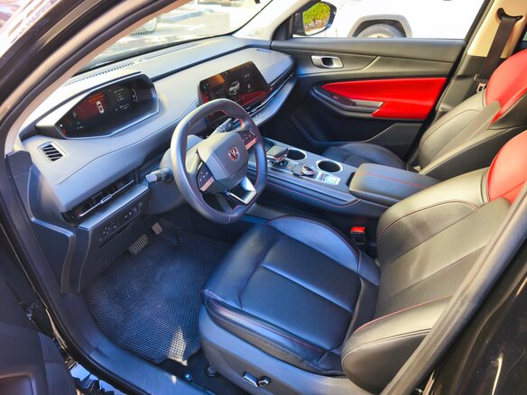 2023 Changan CS55 Plus II, чёрный - вид 6