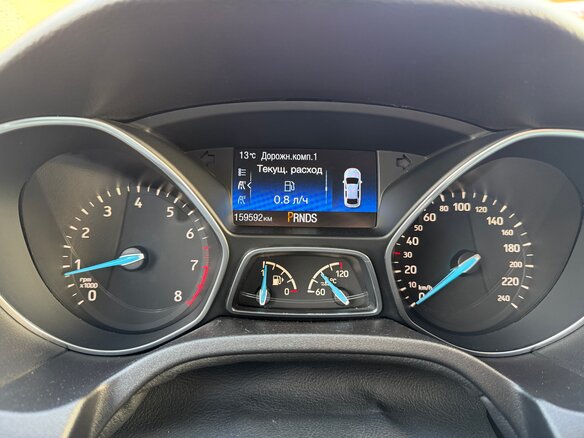 2015 Ford Focus III Рестайлинг, серый, 1050000 рублей - вид 16