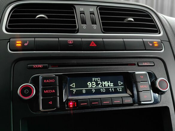 2012 Volkswagen Polo V, белый, 620000 рублей - вид 16