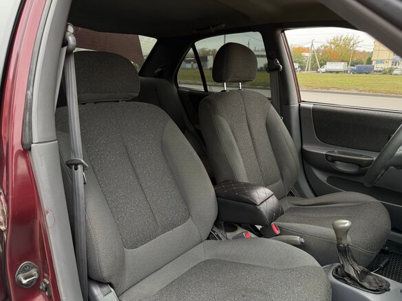 2011 Hyundai Accent ТагАЗ II, пурпурный, 430000 рублей - вид 12