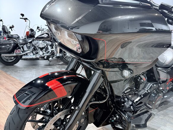 2018 Harley-Davidson CVO Road Glide, чёрный, 2499000 рублей - вид 21