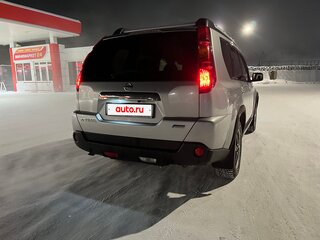 2010 Nissan X-Trail II Рестайлинг, серебристый, 1490000 рублей, вид 5