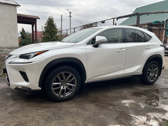 2018 Lexus NX 200 I Рестайлинг, белый, 3390000 рублей - вид 3